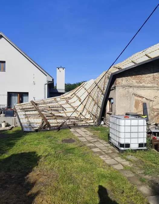 Intensywny weekend strażaków z OSP Czempin – 19 interwencji po załamaniu pogody
