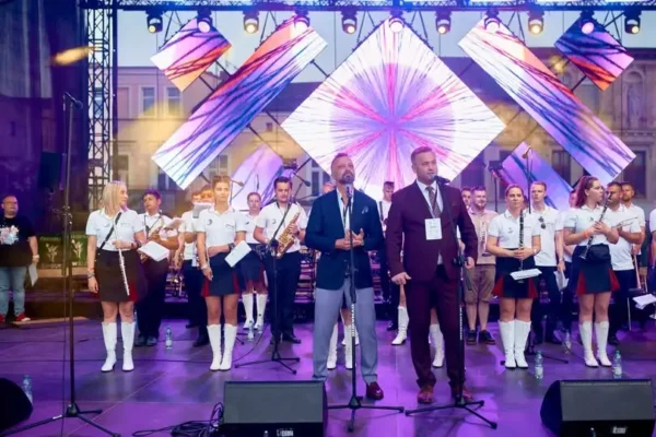 Mażoretki z Śmigla z brązem na 42. Festiwalu Orkiestr Dętych w Świeciu