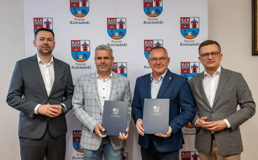 Nowe ścieżki rowerowe w Gminie Krzywiń – podpisano umowy na budowę