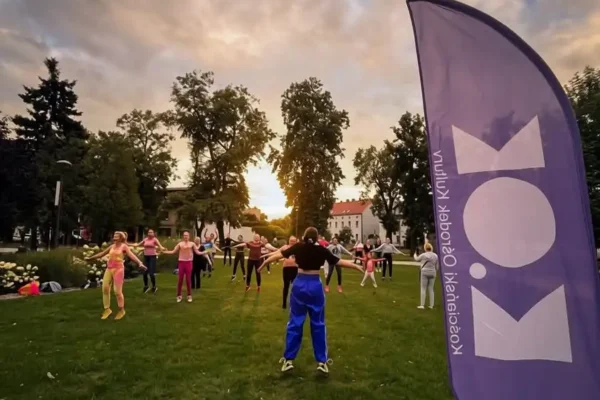 Finał wakacyjnej Zumby z Esterą na Placu Wolności w Kościanie