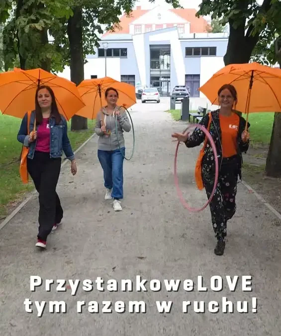 PrzystankoweLOVE w Kościanie: hula hop i jo-jo na deszczowy piątek