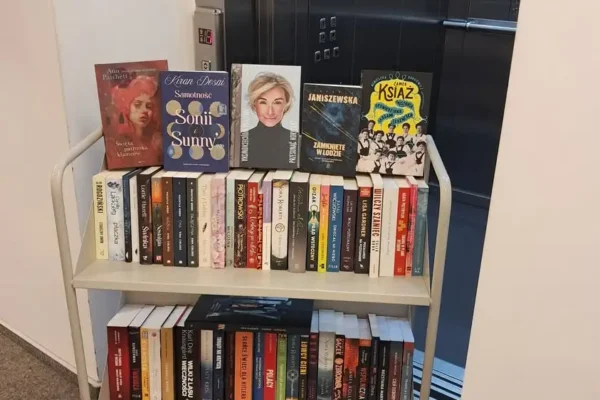 Nowości w bibliotece – sprawdź, co trafiło na półki