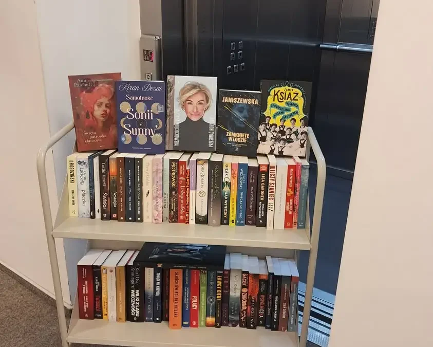 Nowości w bibliotece – sprawdź, co trafiło na półki
