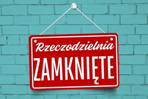 Koniec Rzeczodzielni: mieszkańcy zamienili ją w wysypisko, ale Jadłodzielnia działa dalej