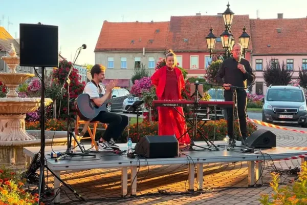 Kulturalne popołudnie w Śmiglu: koncert, poezja i potańcówka