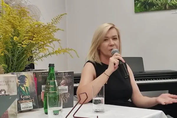 Barbara Wysoczańska spotkała się z czytelnikami w Śmiglu