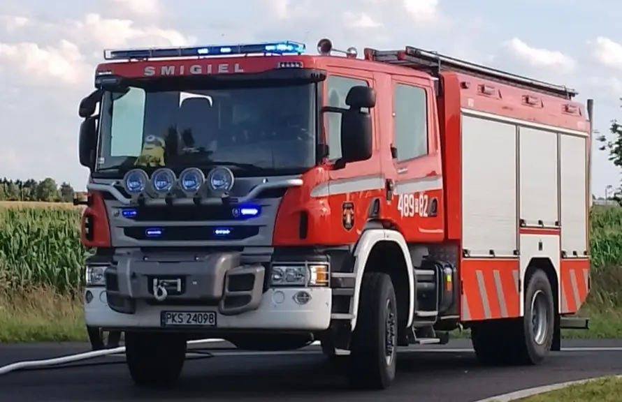 Pożar czy awaria? Interwencja straży na S5 pod Kościanem