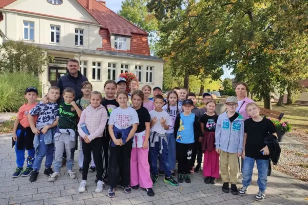 Śmigielscy trzecioklasiści odkrywali historię miasta w ramach projektu „Śmigiel – moja mała Ojczyzna”