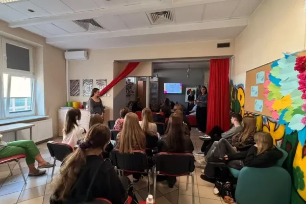 Wolontariat w Kościanie: spotkania dla pierwszoklasistów I LO im. Oskara Kolberga