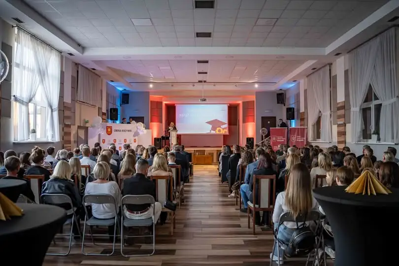 Gala Oświaty w Krzywiniu: nagrody dla najlepszych uczniów i nauczycieli