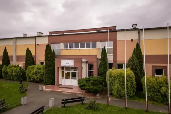 Krzywiń planuje modernizację hali sportowej. Dokumentacja projektowa już zamówiona